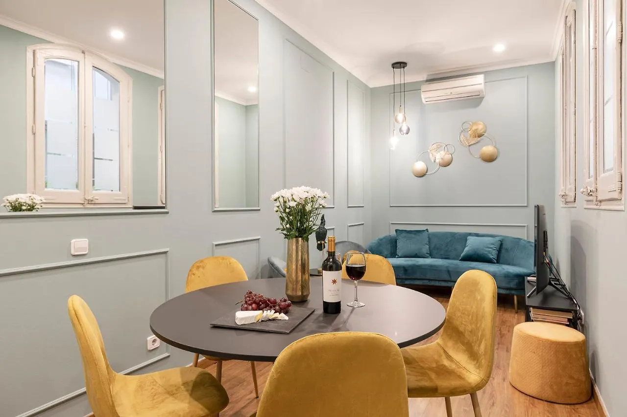 Central Suites Barcellona 0*,