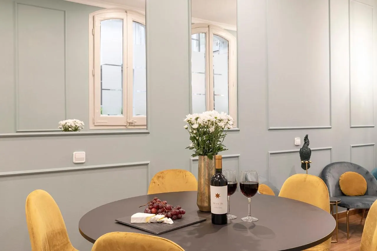 Central Suites Barcellona 0*,  Spagna